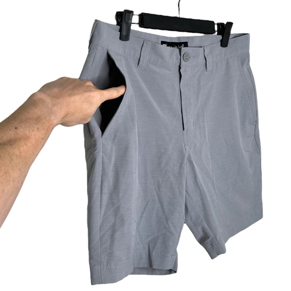 Travis Mathew chino Shorts - Picture 3 of 6